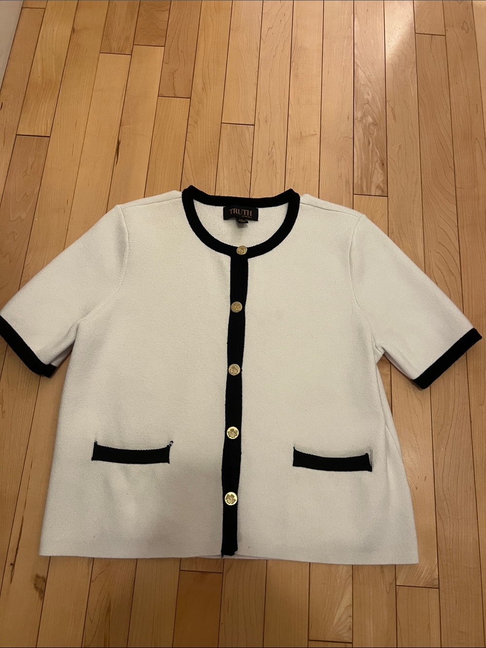 TRUTH White Short-Sleeve Knit Cardigan with Black Trim